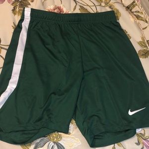 Nike Dri-Fit Shorts NWT Medium Forest Green 🌳